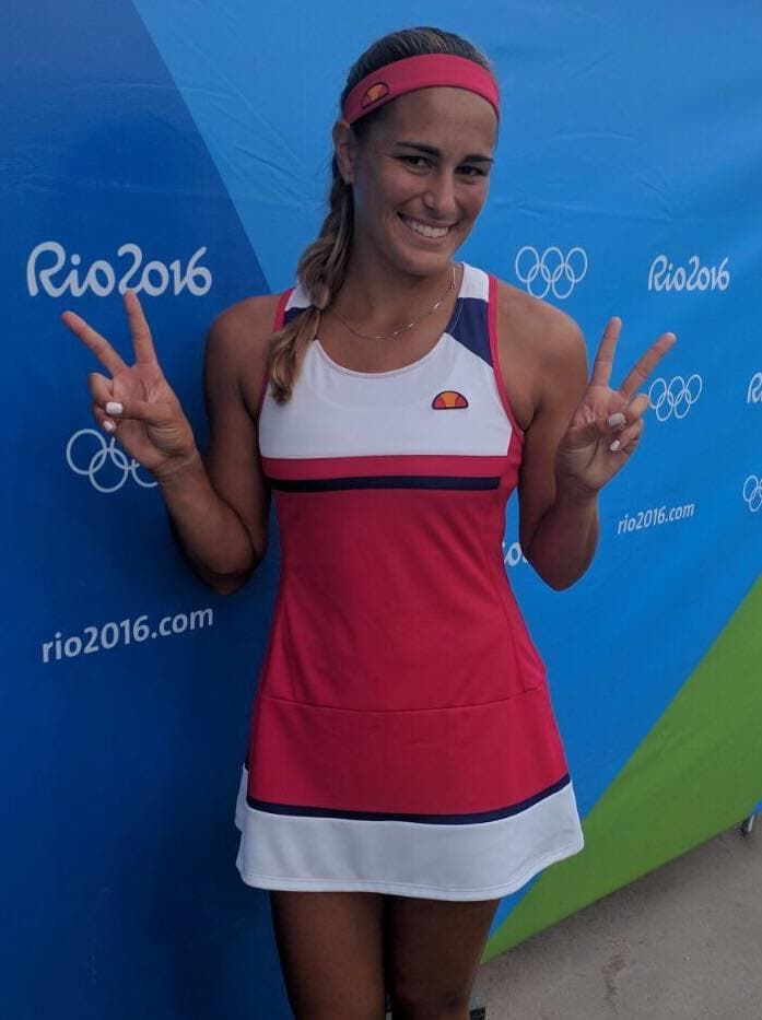 Ha dejado claro en sus redes sociales que, no solo está enfocada en el juego, sino que se disfruta la experiencia en suelo carioca.