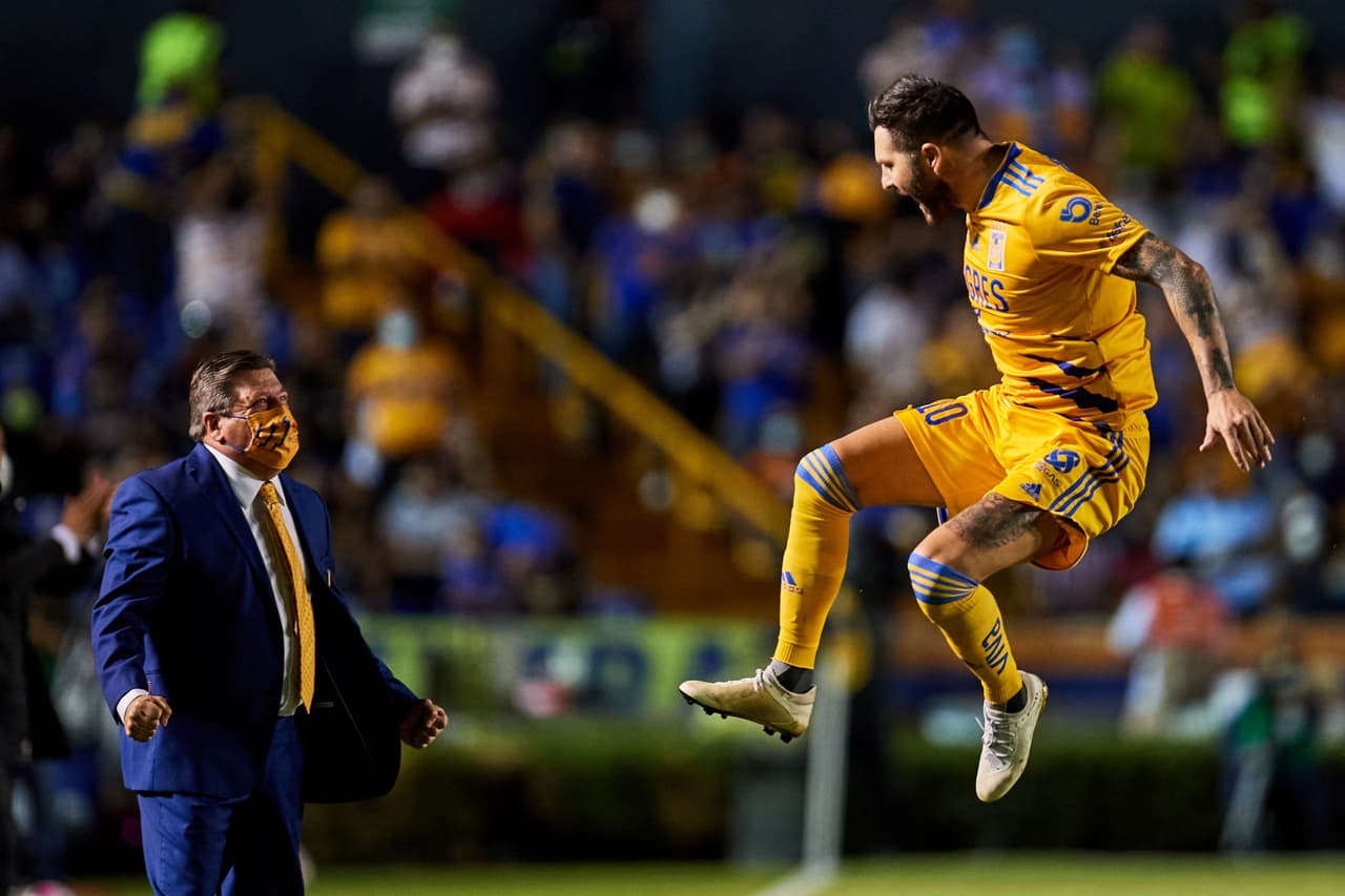 Miguel Herrera afirma que en Tigres no juegan solo para Gignac