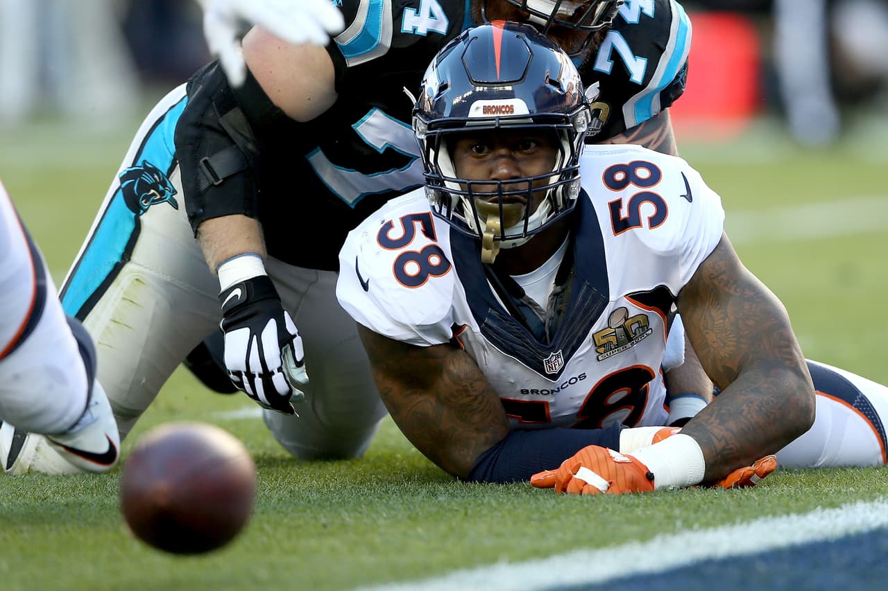 Miller vio cómo el ovoide se fue hasta las diagonales y lo recuperó uno de sus compañeros para hacer el TD.