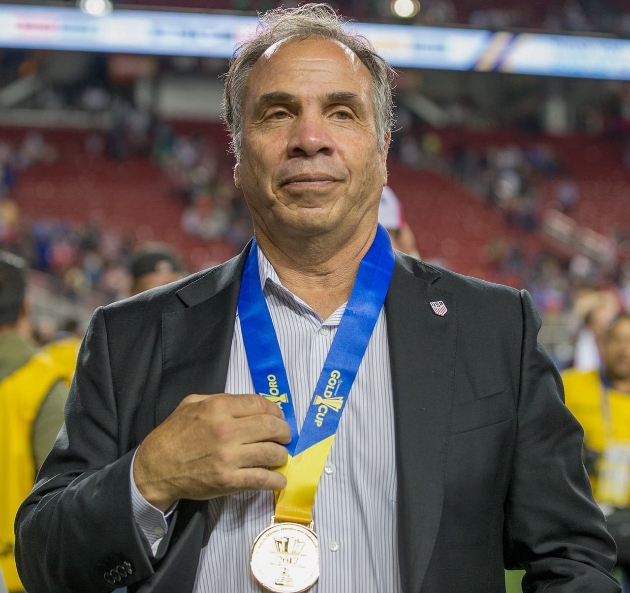 <b>Descartes: </b>Ver a un estadounidense dirigiendo a México parece ser más una broma que una realidad. Aunque, ¿se imaginan a
<b>Bruce Arena</b> al frente del Tri?