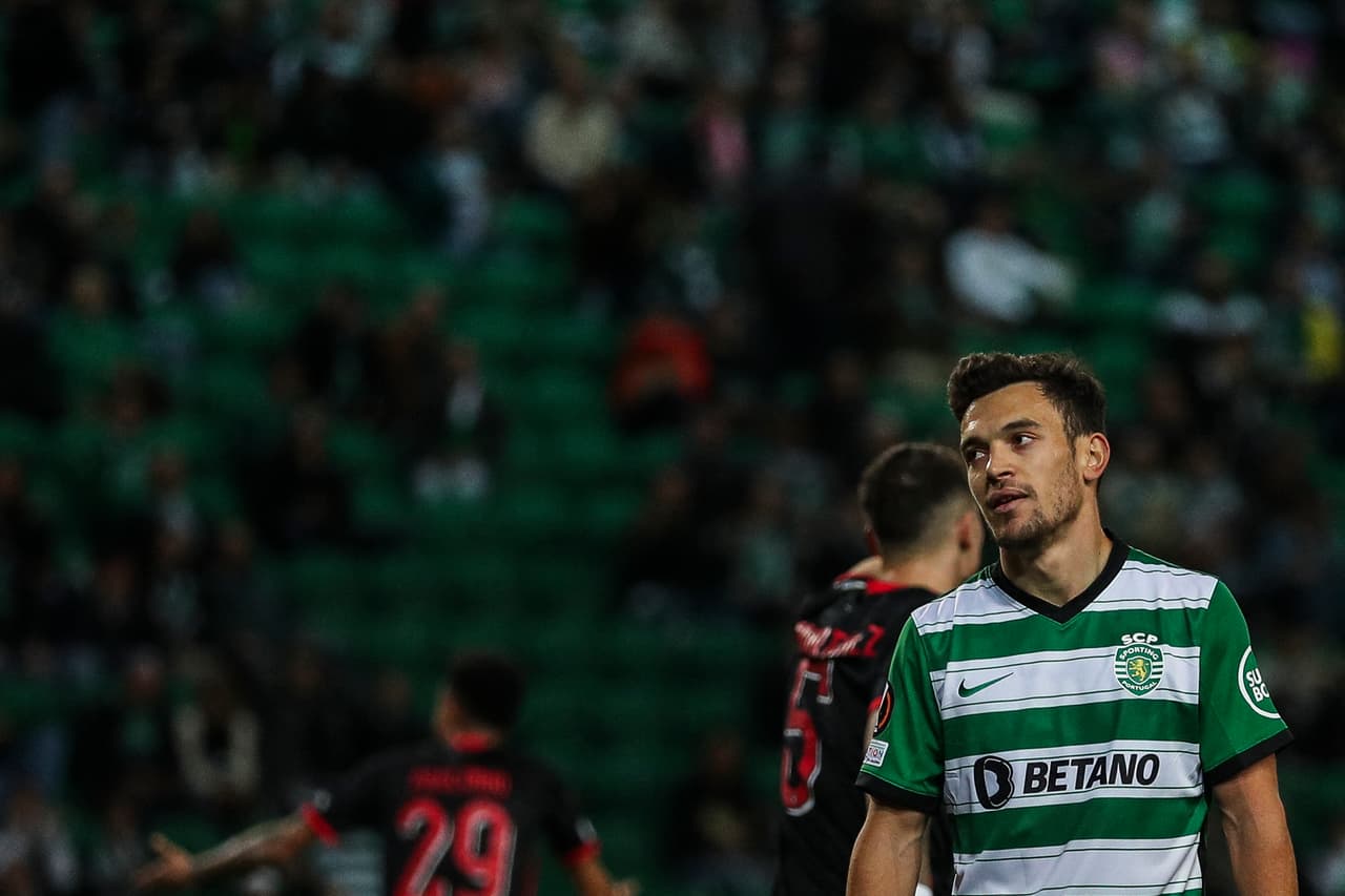 Sevilla goleó al PSV en casa, Sporting rescató el empate contra Midtjylland, Mónaco sorprendió al Leverkusen 2-3 y Nantes rescató el empate en casa de la Juventus.