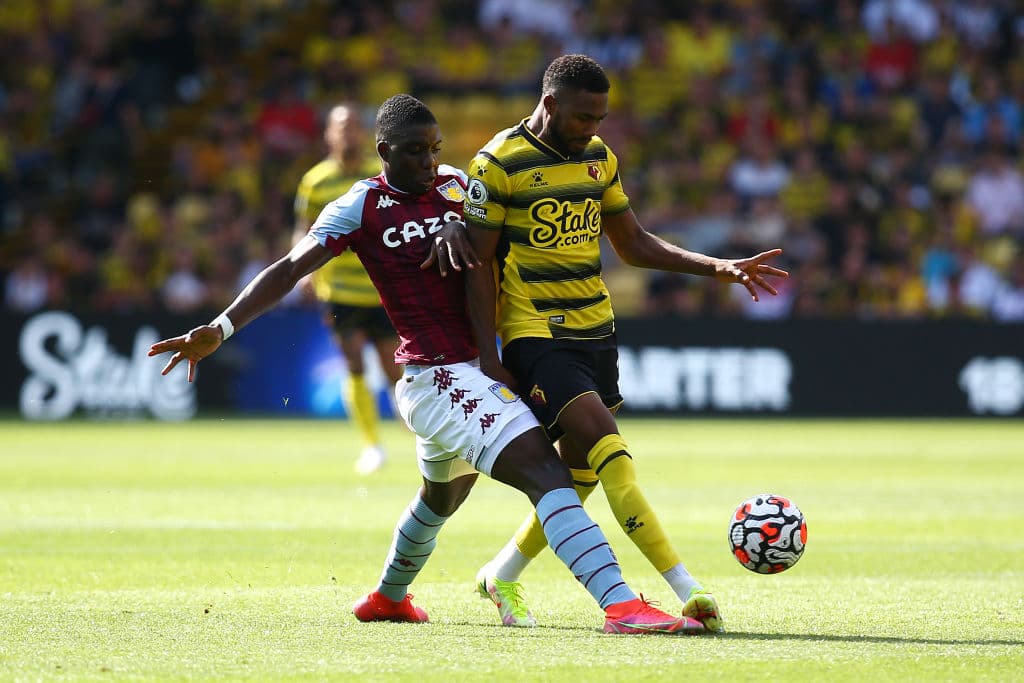 Watford se impuso al Aston Villa 3-2. Emmanuel Dennis (10'), Ismaila Sarr (42') y el colombiano 'Chuco' Hernández (67') le dieron la victoria a los 'Hornets', mientras que para los 'Villans', McGuinn y Danny Ings hicieron lo propio.