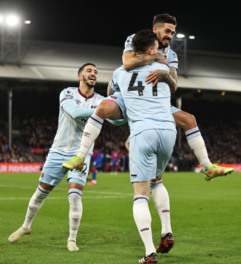West Ham United se impone 3-2 al Crystal Palace durante la fecha 21 en la Premier League. Michail Antonio (22') y un doblete de Manuel Lanzini (25', 45'+5') le dieron la victoria a los 'Hammers', mientras que para los locales descontó Odsonne Edouard (83') y Michael Olise (90').