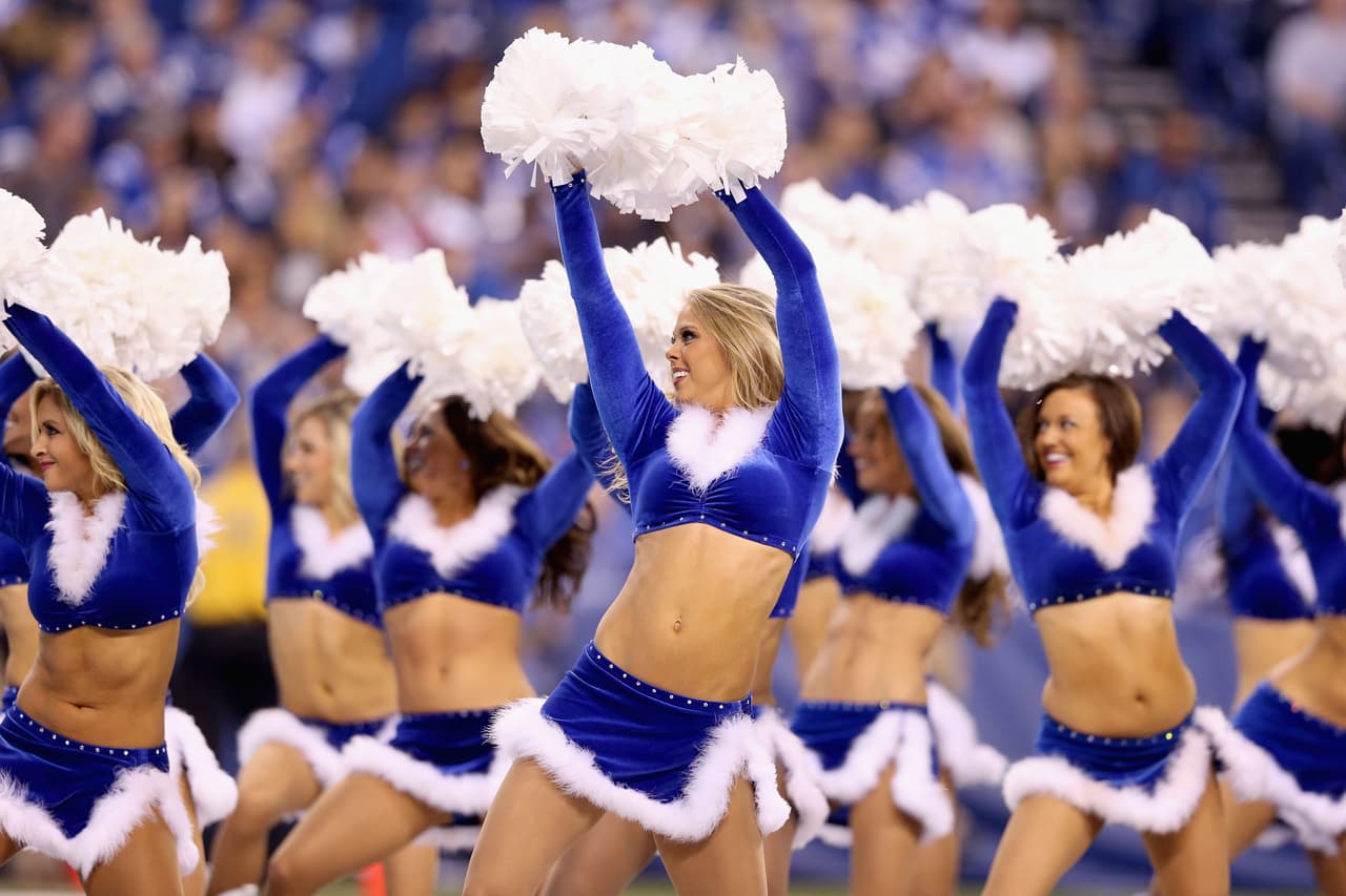 Nada más hermoso que las muñequitas del emparrillado, ¿deseos de Navidad?