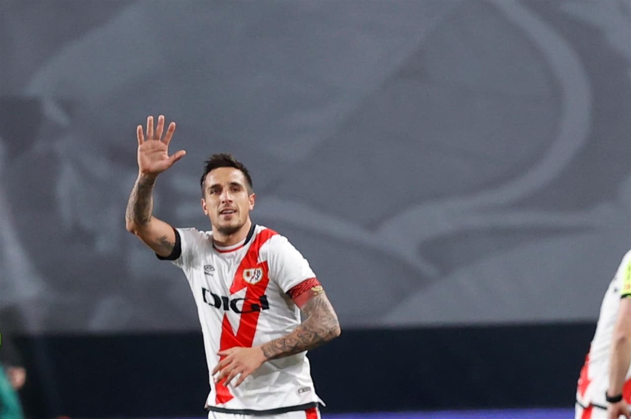 El Rayo Vallecano hace historia, vence por la mínima al Mallorca en cuartos de final de la Copa del Rey y es semifinalista tras 40 años sin lograrlo. El gol de triunfo fue por parte de Oscar Trejo tras cobrar un penalti al minuto 44' del encuentro.