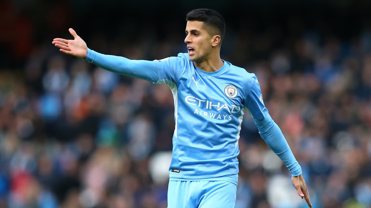 Asaltan y golpean a Joao Cancelo, del Manchester City
