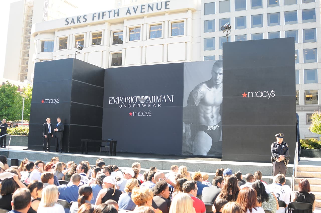 Beckham, de paso por Manchester United, Real Madrid, Milán, PSG y LA Galaxy, fue uno de los precursores en la mezcla entre el mundo de la moda y el fútbol.