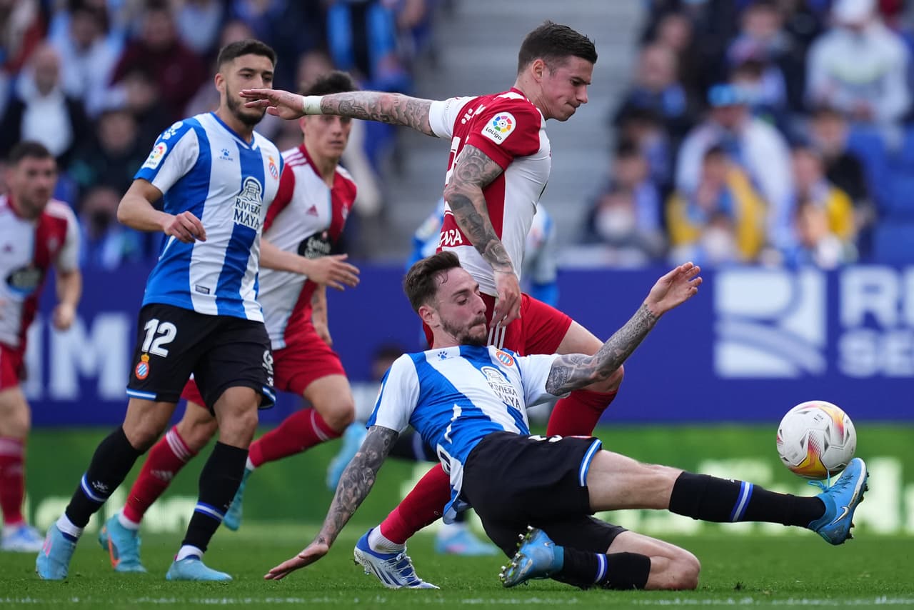 Espanyol se impuso sobre el Celta de Vigo gracias a un tanto del jugador chino Wei Lei, en un partido donde el mexicano Néstor Araujo fue titular, pero Orbelín Pineda se quedó en la banca.