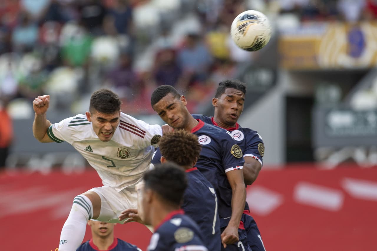 Con hat-trick de Sebastián Córdova y gol de Carlos Rodríguez, México logra golear 4-1 a República Dominicana en su debut en el preolímpico.