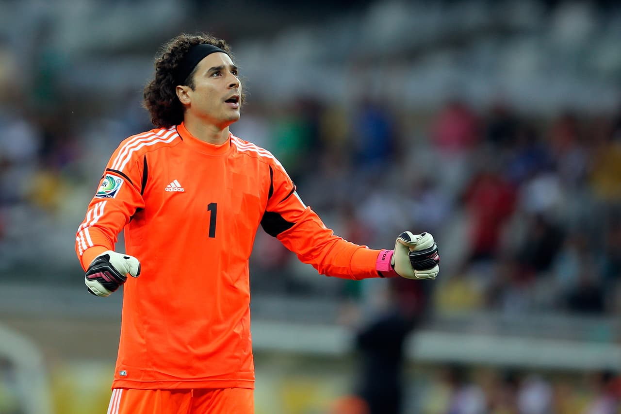 Guillermo Ochoa: "Valió la pena esperar en la banca del Málaga"