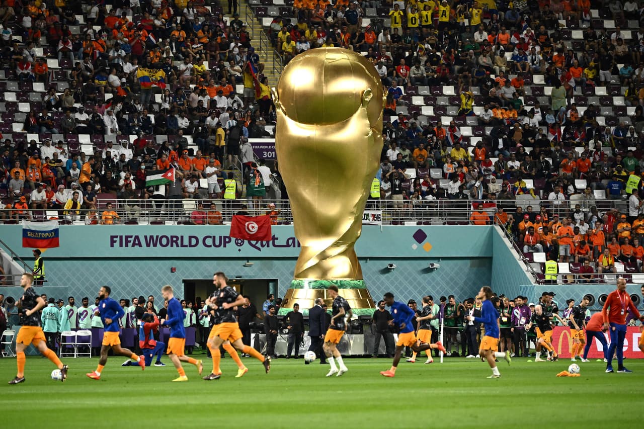 Países Bajos y Ecuador empataron 1-1 en la segunda jornada del Grupo A del Mundial Qatar 2022; Cody Gakpo abrió el marcador al minuto 6 y Enner Valencia lo igualó al 49’.