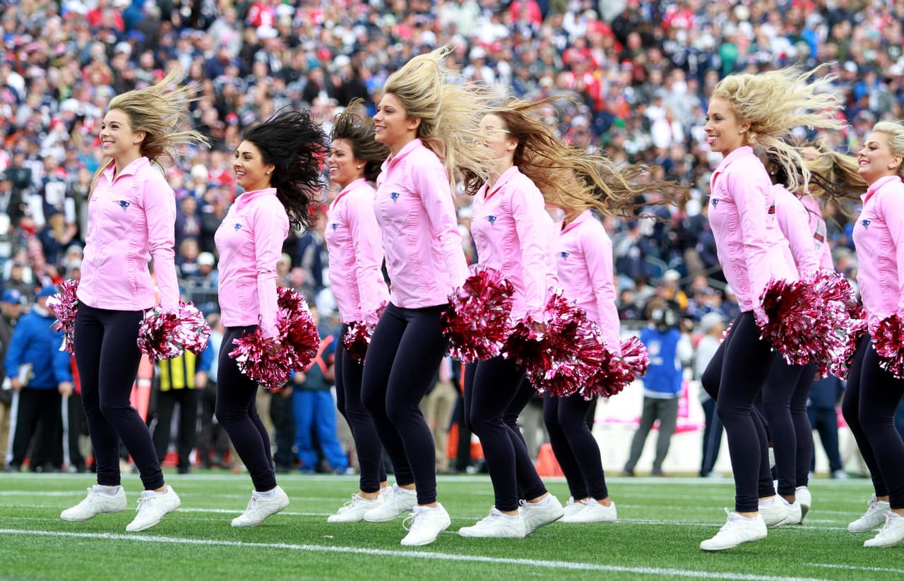 Esta hermosa porrista, de cara angelical, está en las filas de los actuales campeones de la NFL, los New England Patriots. Checa sus mejores imágenes.