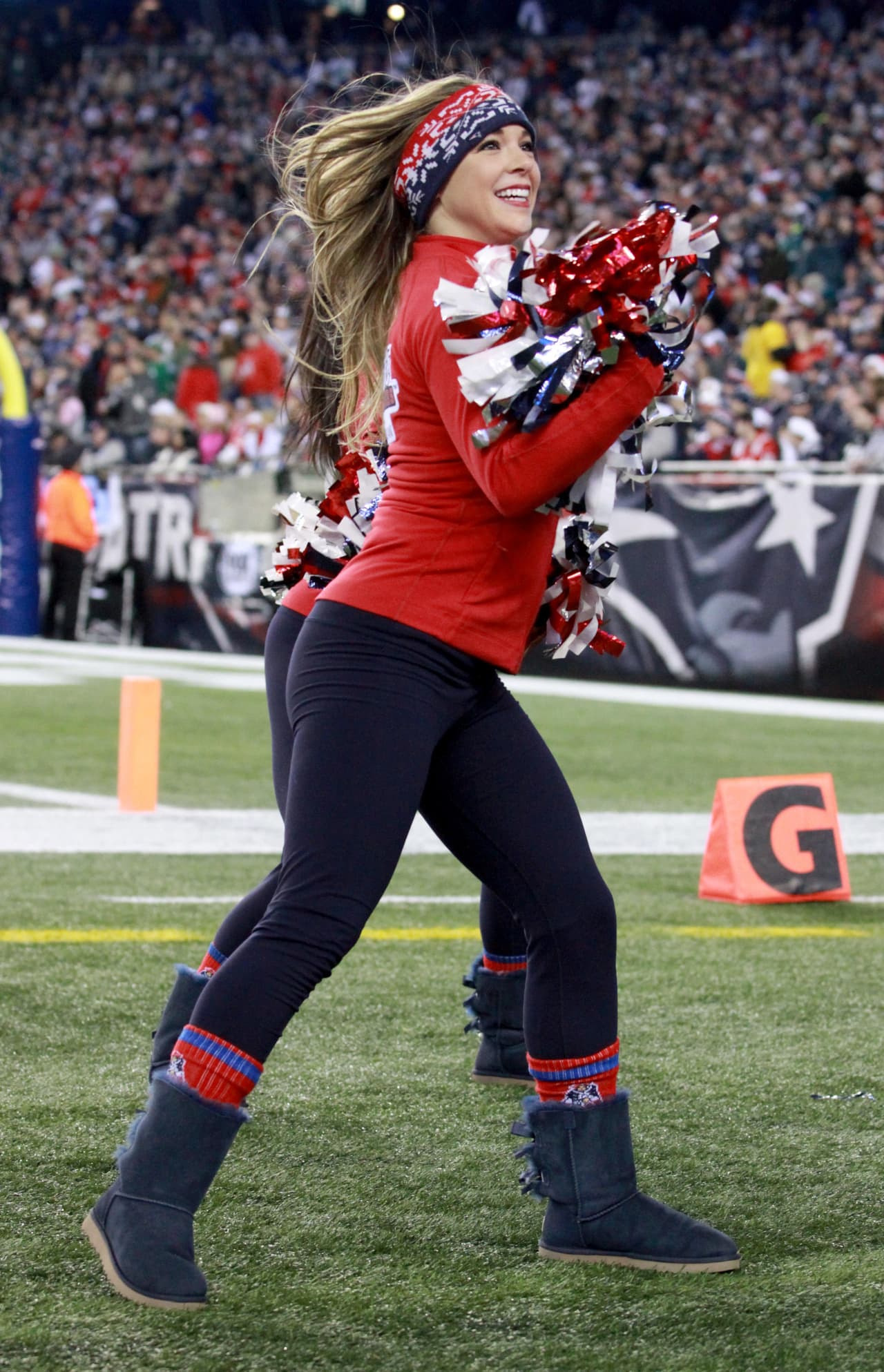 Esta hermosa porrista, de cara angelical, está en las filas de los actuales campeones de la NFL, los New England Patriots. Checa sus mejores imágenes.