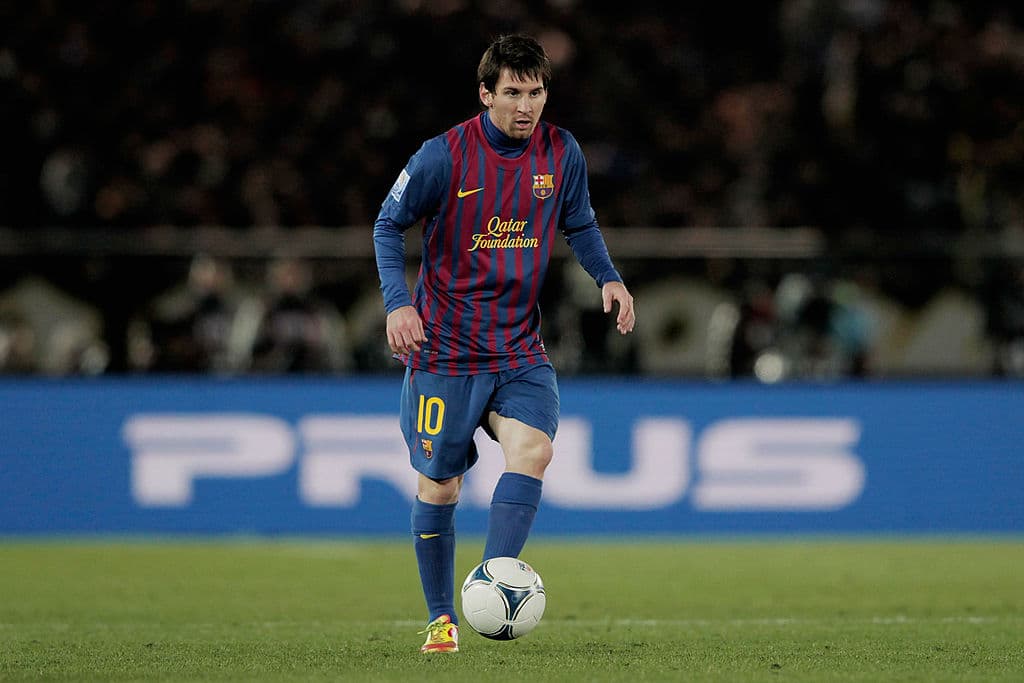 Registra cinco goles, una asistencia y una tarjeta amarilla.