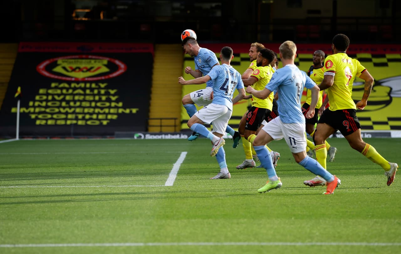 Watford 0-4 Manchester City | Raheem Sterling (31’, 40’) marcó los primeros dos goles del partido. Phil Foden (63’) y Aymeric Laporte (66’) cerraron la feria de goles en el Vicarage Road.