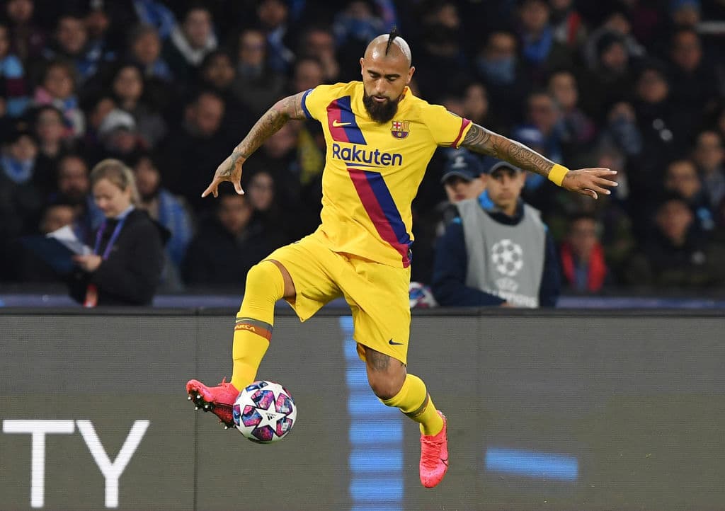 En 2013, el volante chileno fue galardonado como el mejor jugador en el futbol italiano.