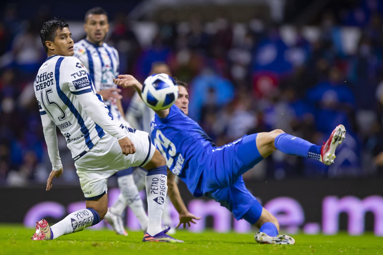 Cruz Azul vino de atrás para rescatar el empate ante los Tuzos del Pachuca.
