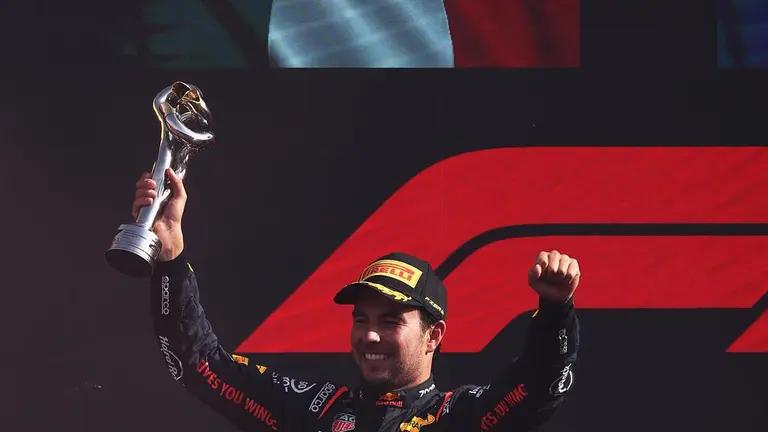 Checo P Rez Logra Podio En El Gp De Italia Al Finalizar En El Segundo