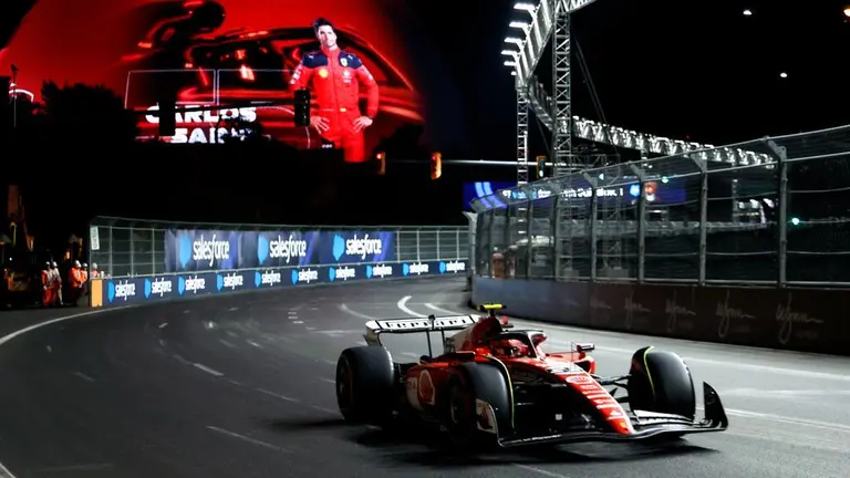 GP De Las Vegas: A Qué Hora Ver La Carrera Nocturna De La F1 | TUDN ...