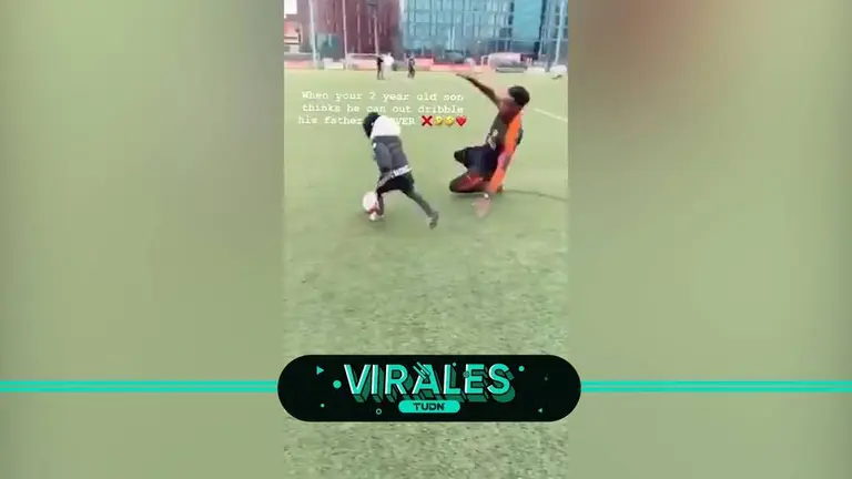 A D Nde Vas Quincy Promes No Deja Que Su Hijo Lo Drible Y Lo Derriba