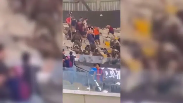 Copa Libertadores: Brazilian police brutally beat San Lorenzo fan | TUDN Football