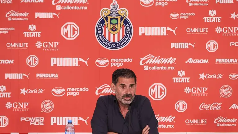 Chivas Anuncia La Salida De Fernando Hierro Como Director Deportivo De