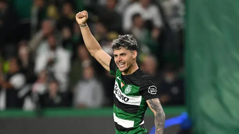 Maxi Araújo scores a goal against Manchester City in a rout of Sporting Lisbon | TUDN UEFA Champions League