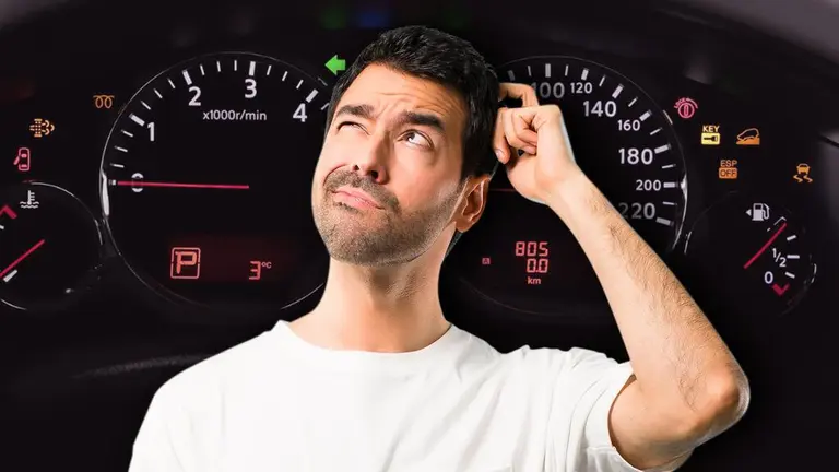 Las 9 luces más importantes del cuadro de instrumentos del coche que todo  conductor debe conocer