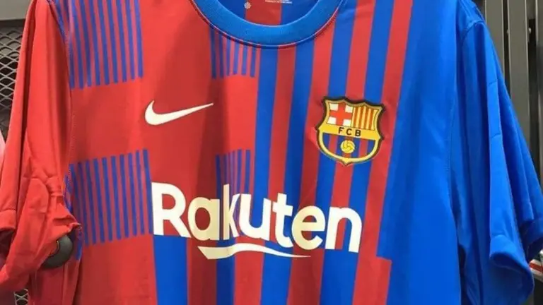 Revelaron las primeras imágenes de la nueva camiseta de Barcelona