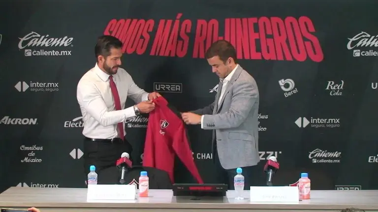 Se realizó la presentación del nuevo técnico de las selecciones