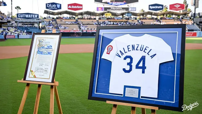 Fernando Valenzuela: Dodgers anunciaron que retirarán el número 34 del Toro